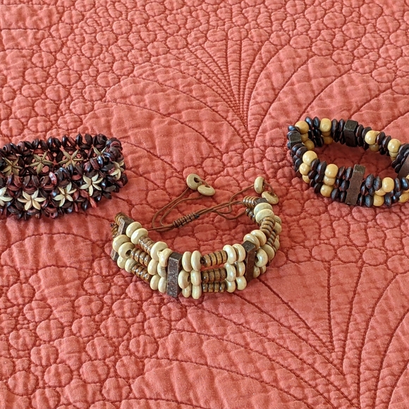 Boho Style Jewelry Wood Necklace + Bracelets - 4 pieces of Accessories NEW - Picture 5 of 5